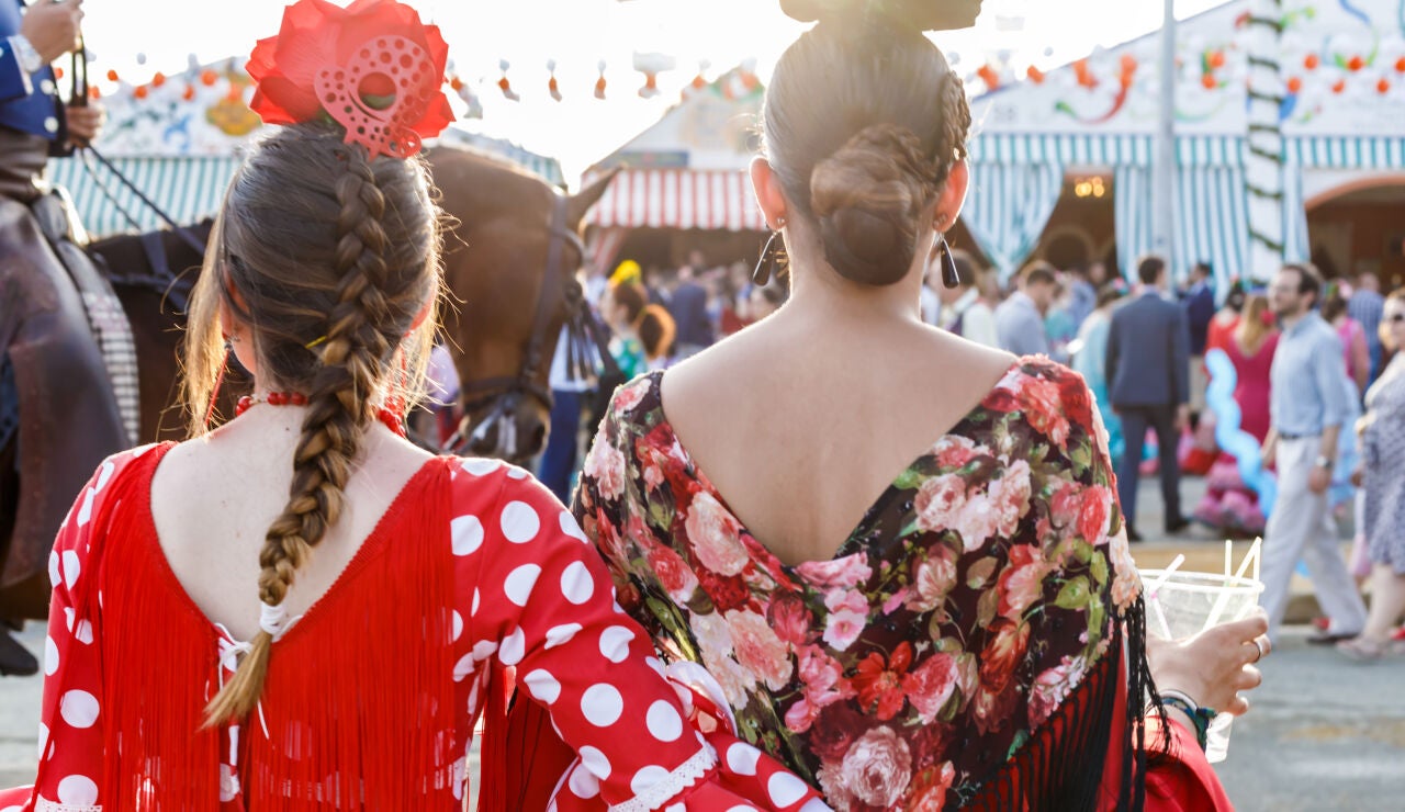 Chicas en la Feria de Abril de Sevilla