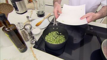 Shell the broad beans, add them to the casserole and cook them