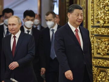 Guerra Ucrania Rusia hoy, última hora: Putin apoya el plan de paz chino pero pasa el testigo a Europa y Ucrania