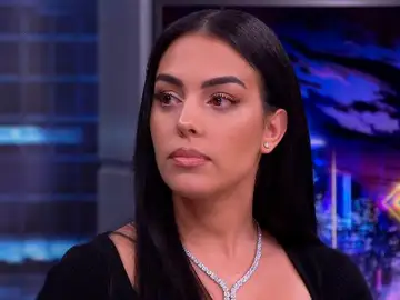 Georgina Rodríguez habla sobre el momento en el que perdió a su bebé con Cristiano Ronaldo: "Me ha traído mucha oscuridad" Georgina Rodríguez habla sobre el momento en el que perdió a su bebé con Cristiano Ronaldo: "Me ha traído mucha oscuridad"