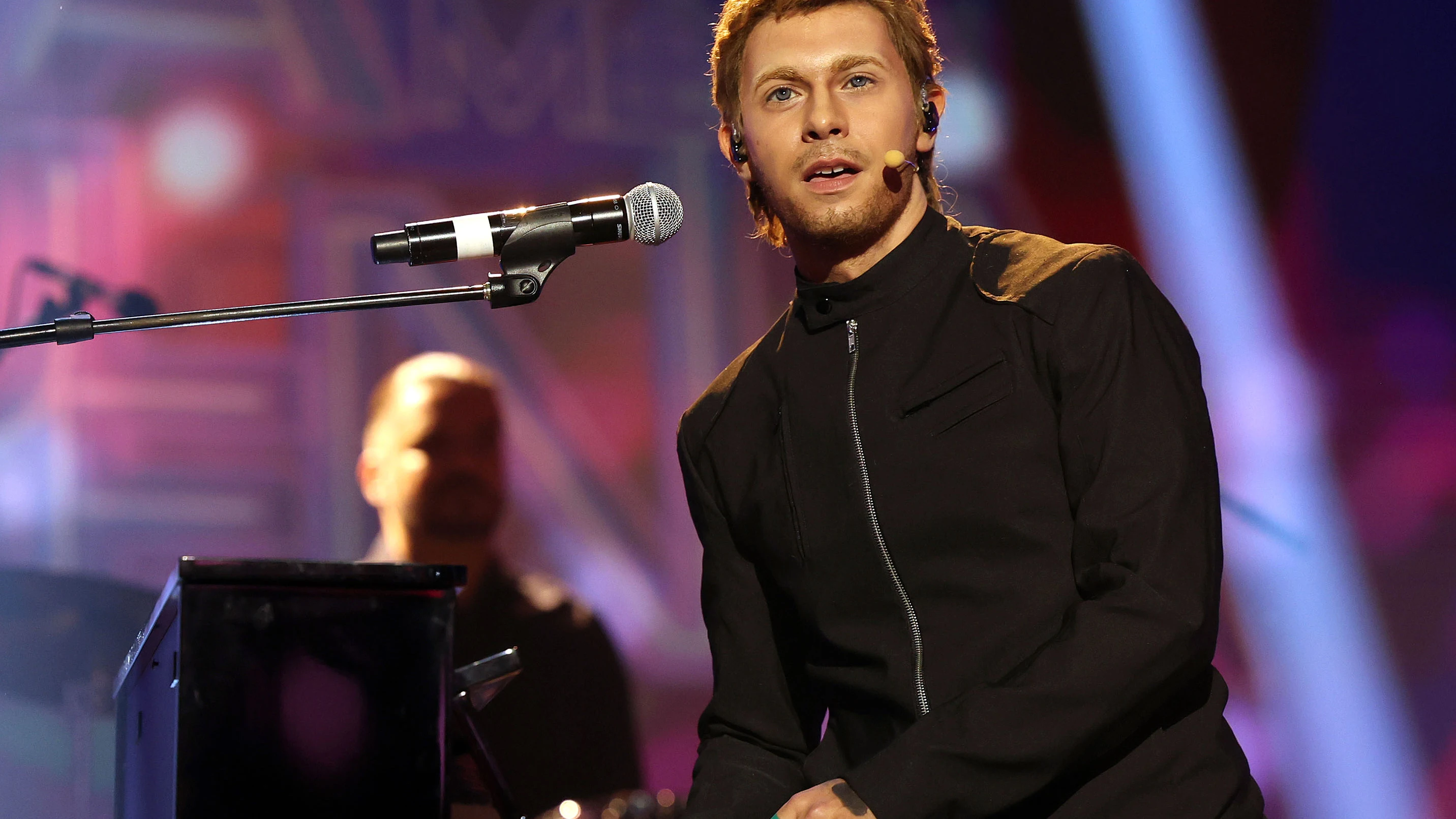 Alfred García se sumerge en el mundo de Coldplay con ‘Fix you’ Alfred García se sumerge en el mundo de Coldplay con ‘Fix you’