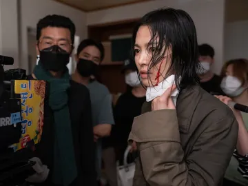 La actriz Song Hye-kyo en la serie coreana 'La Gloria' en Netflix La actriz Song Hye-kyo en la serie coreana 'La Gloria' en Netflix