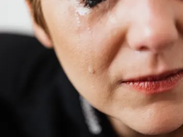 Persona llorando Persona llorando