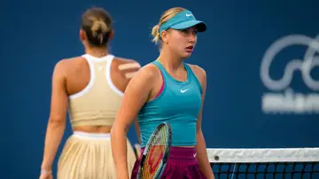 Kostyuk y Potapova en el partido de 2º ronda del Masters de Miami Kostyuk y Potapova en el partido de 2º ronda del Masters de Miami