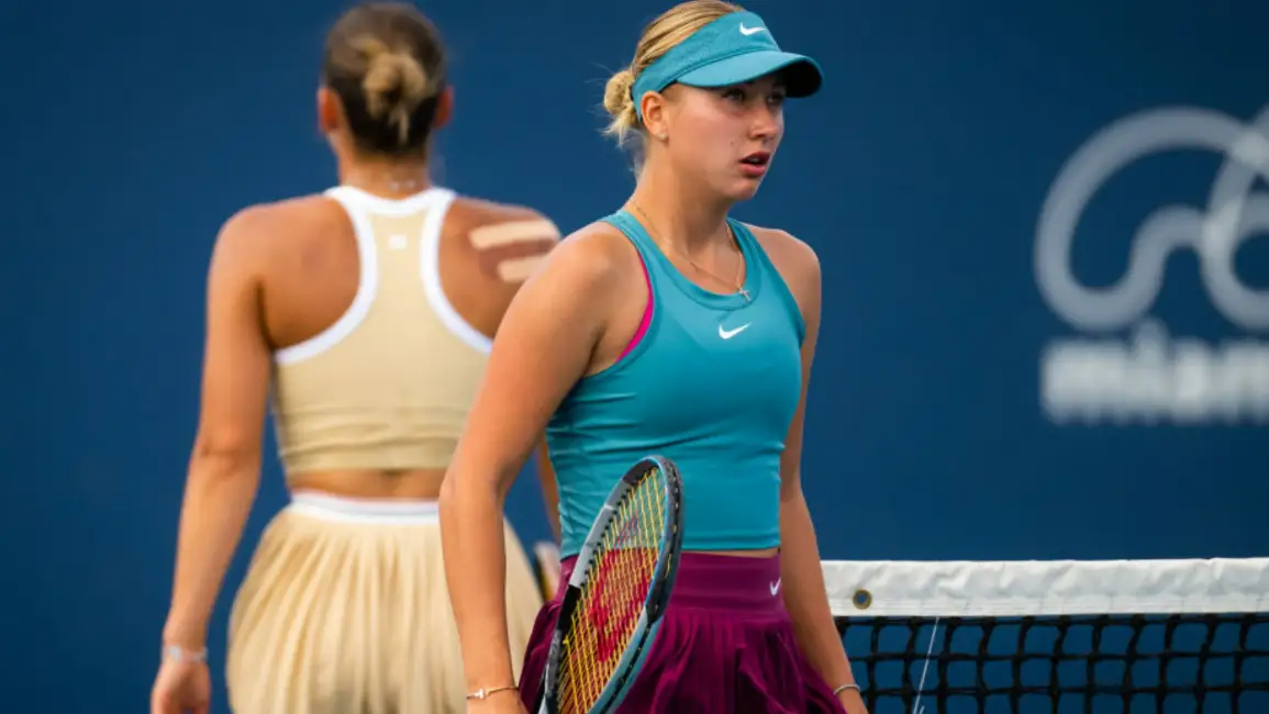 Kostyuk y Potapova en el partido de 2&ordm; ronda del Masters de Miami