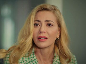 Nebahat, fuera de s&iacute;, pierde el control al ver a Akif: &ldquo;Me arrepiento de los d&iacute;as que pas&eacute; a tu lado&rdquo;