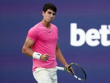 Carlos Alcaraz, celebra un punto en el Miami Open Carlos Alcaraz, celebra un punto en el Miami Open