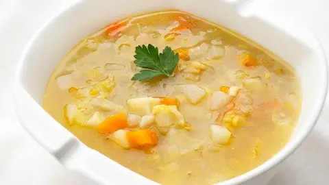 Alimenta, hidrata y sacia tu cuerpo con la sopa huertana de Karlos Arguiñano Alimenta, hidrata y sacia tu cuerpo con la sopa huertana de Karlos Arguiñano