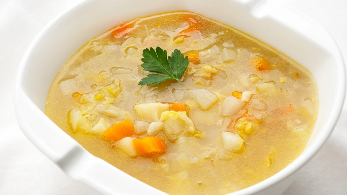 Alimenta, hidrata y sacia tu cuerpo con la sopa huertana de Karlos Arguiñano Alimenta, hidrata y sacia tu cuerpo con la sopa huertana de Karlos Arguiñano