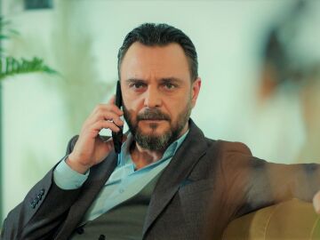 Nebahat le cuenta sus sospechas a Resul: &ldquo;Creo que Akif es el culpable de que hayan denunciado a tu empresa&rdquo;