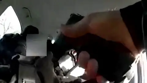 Policía disparando al menor Policía disparando al menor