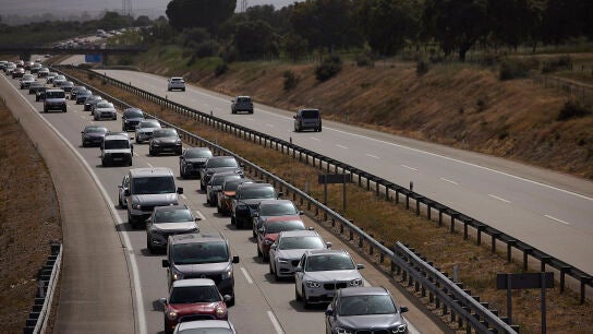 Retenciones en la autov&iacute;a A-5 direcci&oacute;n Madrid en la operaci&oacute;n retorno de Semana Santa