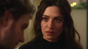 Sarah Shahi en la temporada 2 de &#39;Sexo/Vida&#39;