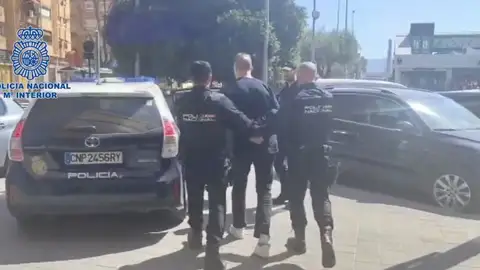 Imagen del detenido en la estación de tren de Murcia Imagen del detenido en la estación de tren de Murcia