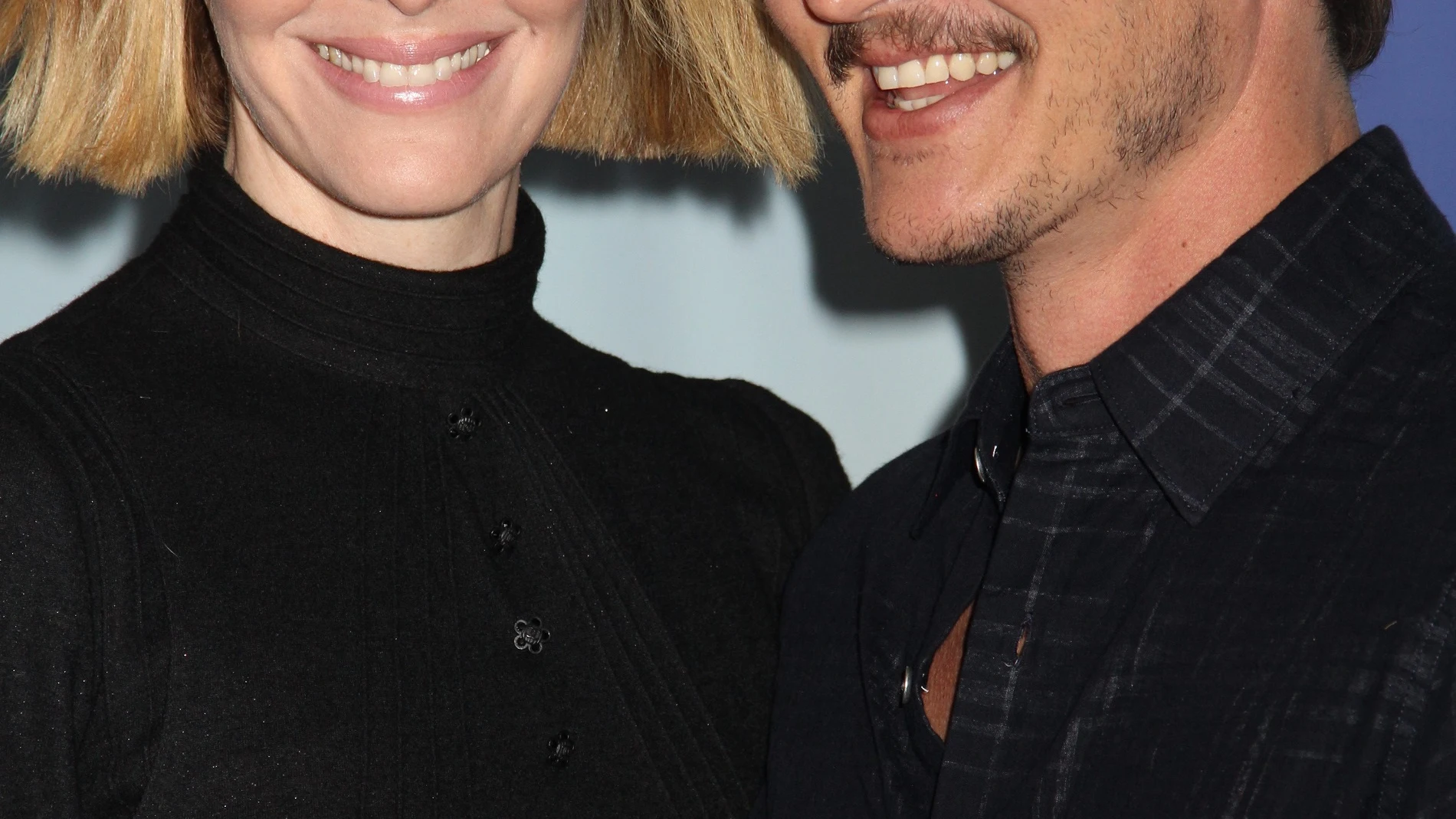 Pedro Pascal y Sarah Paulson Pedro Pascal y Sarah Paulson