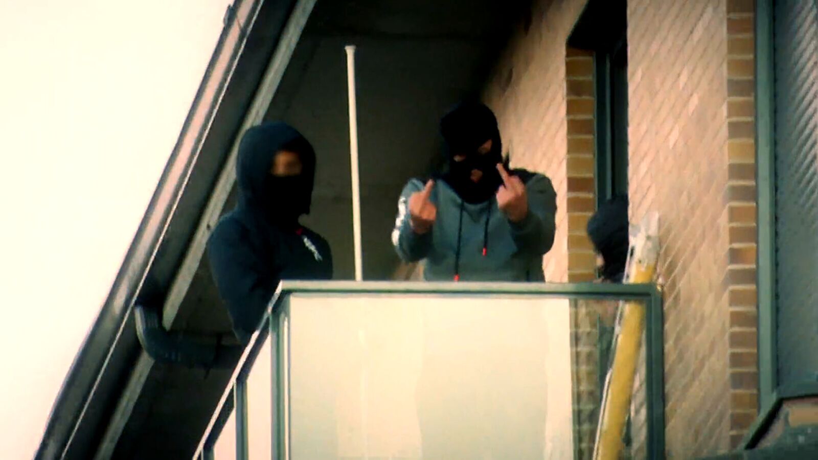 Hablamos en exclusiva con los okupas de Majadahonda: 