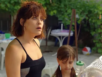 Yolanda, harta de las acusaciones de Manuela: "Como te vuelva a ver con mi niña te arranco el pellejo" Yolanda, harta de las acusaciones de Manuela: "Como te vuelva a ver con mi niña te arranco el pellejo"