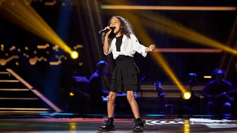 Sara conquista el plató de las Audiciones a ciegas con un tema de Tina Turner Sara conquista el plató de las Audiciones a ciegas con un tema de Tina Turner