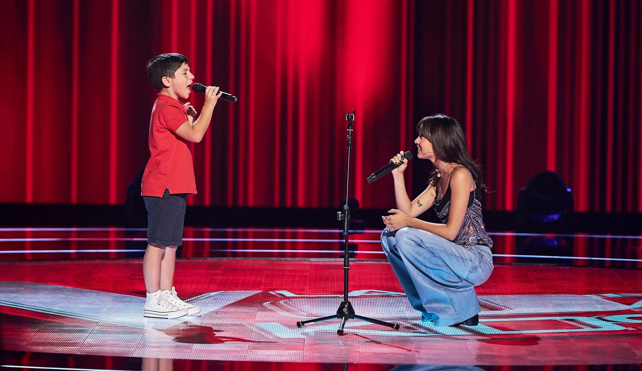 Aitana y Juan Doblado crean magia al cantar ‘Vas a quedarte’ en las Audiciones a ciegas