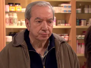 Sabino desvela su secreto a Rocío: “Soy el padre de Hugo” Sabino desvela su secreto a Rocío: “Soy el padre de Hugo”