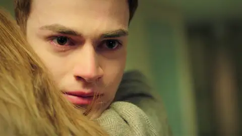 Berk, desolado, recibe la peor de las noticias: “Tu padre ha fallecido” Berk, desolado, recibe la peor de las noticias: “Tu padre ha fallecido”