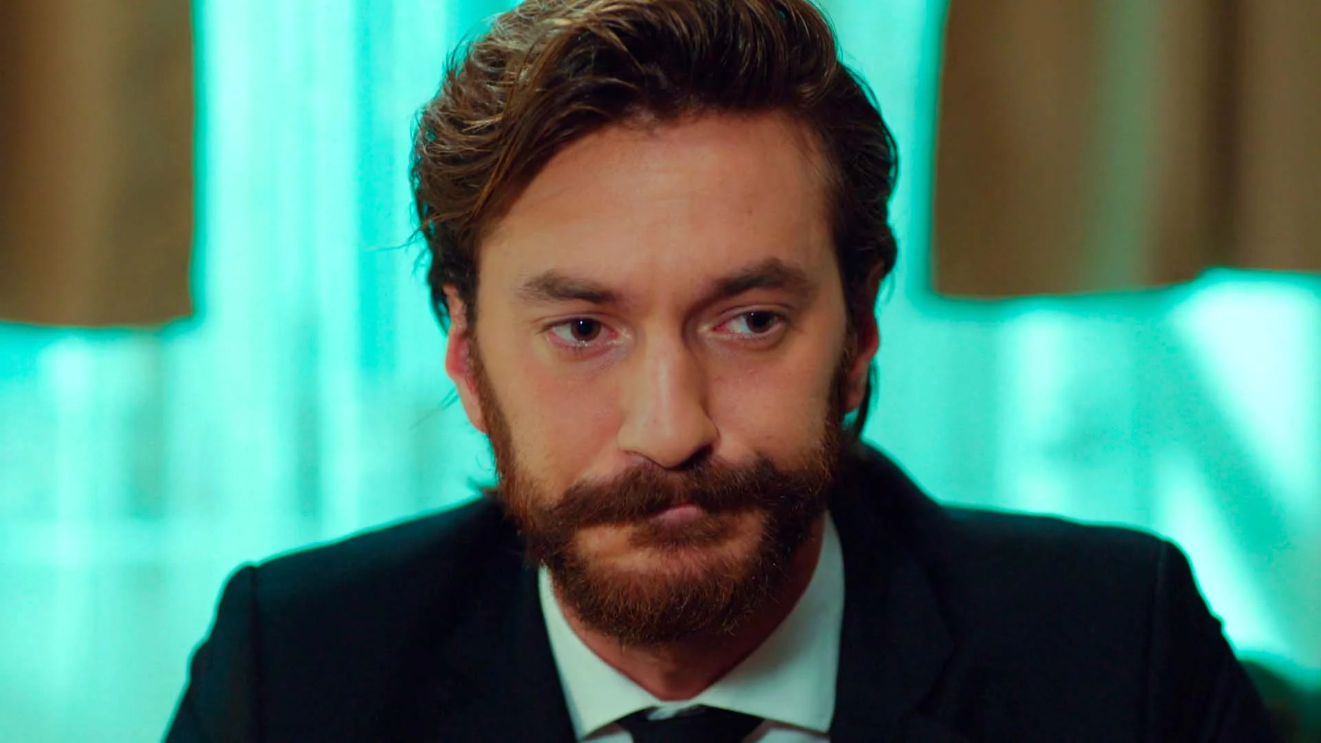 Zeynep le pide a Kemal que desaparezca de la vida de Yildiz… ¿Lo hará? Zeynep le pide a Kemal que desaparezca de la vida de Yildiz… ¿Lo hará?