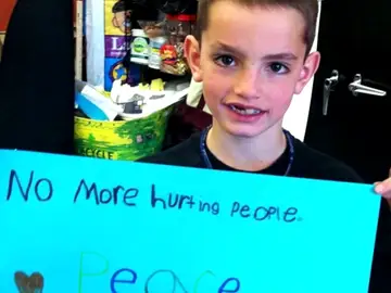 El hermano de Martin Richard completa la Maratón de Boston 10 años después del atentado El hermano de Martin Richard completa la Maratón de Boston 10 años después del atentado