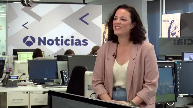 María Ramón, redactora de Antena 3 Noticias Entrevista a María Ramón, redactora de Antena 3 Noticias, sobre la Inteligencia Artificial
