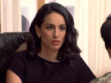 Carballo confiesa a Lucía haber encontrado al hombre que atropelló a su marido: “Lo ha admitido” Carballo confiesa a Lucía haber encontrado al hombre que atropelló a su marido: “Lo ha admitido”