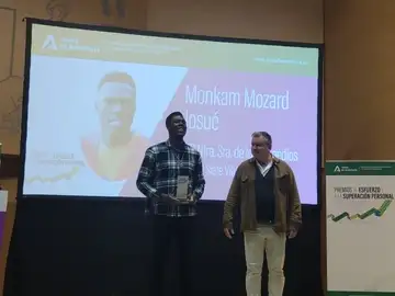 Joshue Monkam Mozard Joshue Monkam Mozard