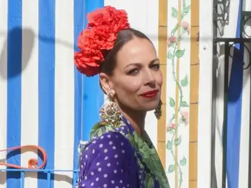Eva González deslumbra en la Feria de Mairena del Alcor Eva González deslumbra en la Feria de Mairena del Alcor