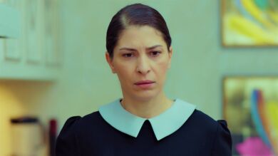 Aysel se arrepiente y evita que Yildiz se beba las pastillas… ¡Pero no se lo confiesa a Ender! 