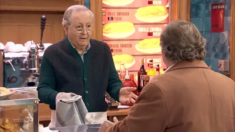 Pelayo falla en su intento por recrear la tortilla ganadora del concurso y se desquita con Sebas Pelayo falla en su intento por recrear la tortilla ganadora del concurso y se desquita con Sebas