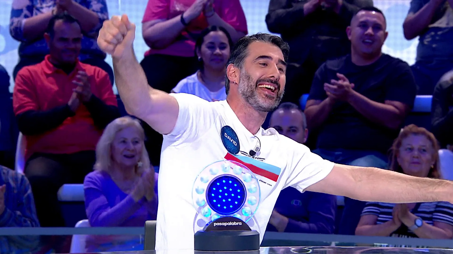 David Amor dice “basta” a Roberto Leal: “¡Ya me está vacilando!” David Amor dice “basta” a Roberto Leal: “¡Ya me está vacilando!”