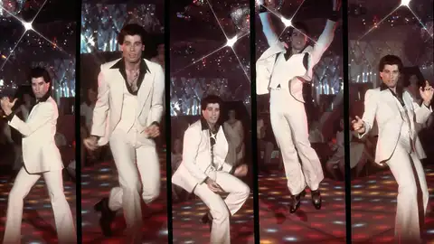 John Travolta en la mítica escena de baile de 'Saturday night fever' ('Fiebre del sábado noche') con su traje blanco John Travolta en la mítica escena de baile de 'Saturday night fever' ('Fiebre del sábado noche') con su traje blanco