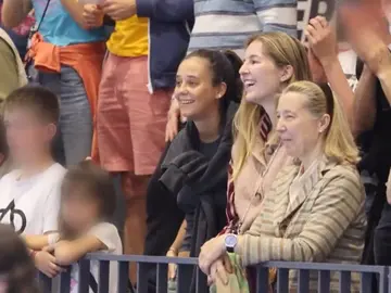 El especial vínculo de Victoria Federica y Pablo Urdangarin, demostrado en un partido de balonmano El especial vínculo de Victoria Federica y Pablo Urdangarin, demostrado en un partido de balonmano