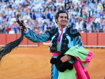 El torero Morante de la Puebla en la plaza de toros de Sevilla El torero Morante de la Puebla en la plaza de toros de Sevilla