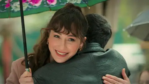 Gönül salva a Oğulcan de ir a la cárcel: "Te pagaré la moto si retiras la denuncia" Gönül salva a Oğulcan de ir a la cárcel: "Te pagaré la moto si retiras la denuncia"