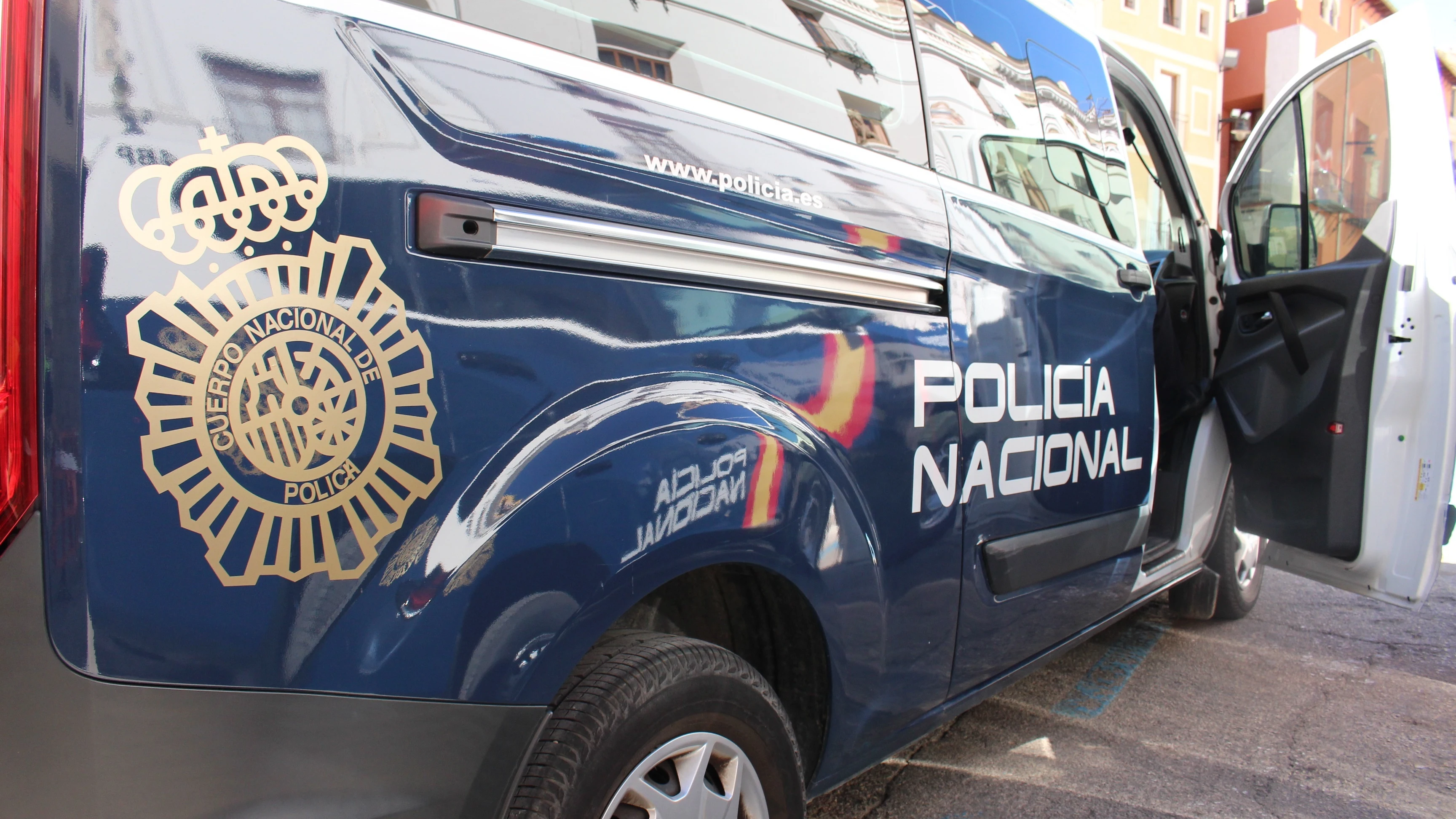 Polic&iacute;a Nacional