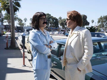 Los actores Woody Harrelson (d) y Justin Theroux en una escena de la serie 'Los fontaneros de la Casa Blanca'