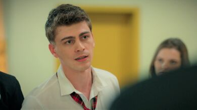 Esta noche en ‘Hermanos’: ¡Tolga y Emir juran vengarse de los Eren por haber sido expulsados del colegio!