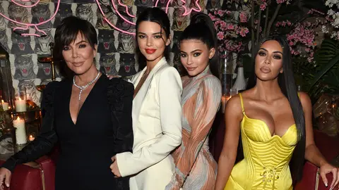 Kris, Kendall y Kylie Jenner y Kim Kardashian Kris, Kendall y Kylie Jenner y Kim Kardashian