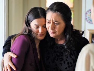 G&uuml;l, una madre sufridora y el apoyo incondicional de las Erguvan
