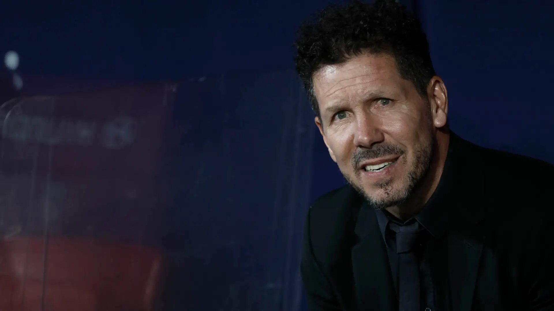 Simeone, en el banquillo del Metropolitano ante el Cádiz Simeone, en el banquillo del Metropolitano ante el Cádiz