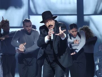 &iexcl;El rey de la discoteca! Agust&iacute;n Jim&eacute;nez, imparable como Scatman John 