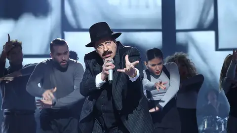 ¡El rey de la discoteca! Agustín Jiménez, imparable como Scatman John ¡El rey de la discoteca! Agustín Jiménez, imparable como Scatman John