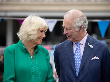 Imagen de archivo de Carlos y Camila Imagen de archivo de Carlos y Camila