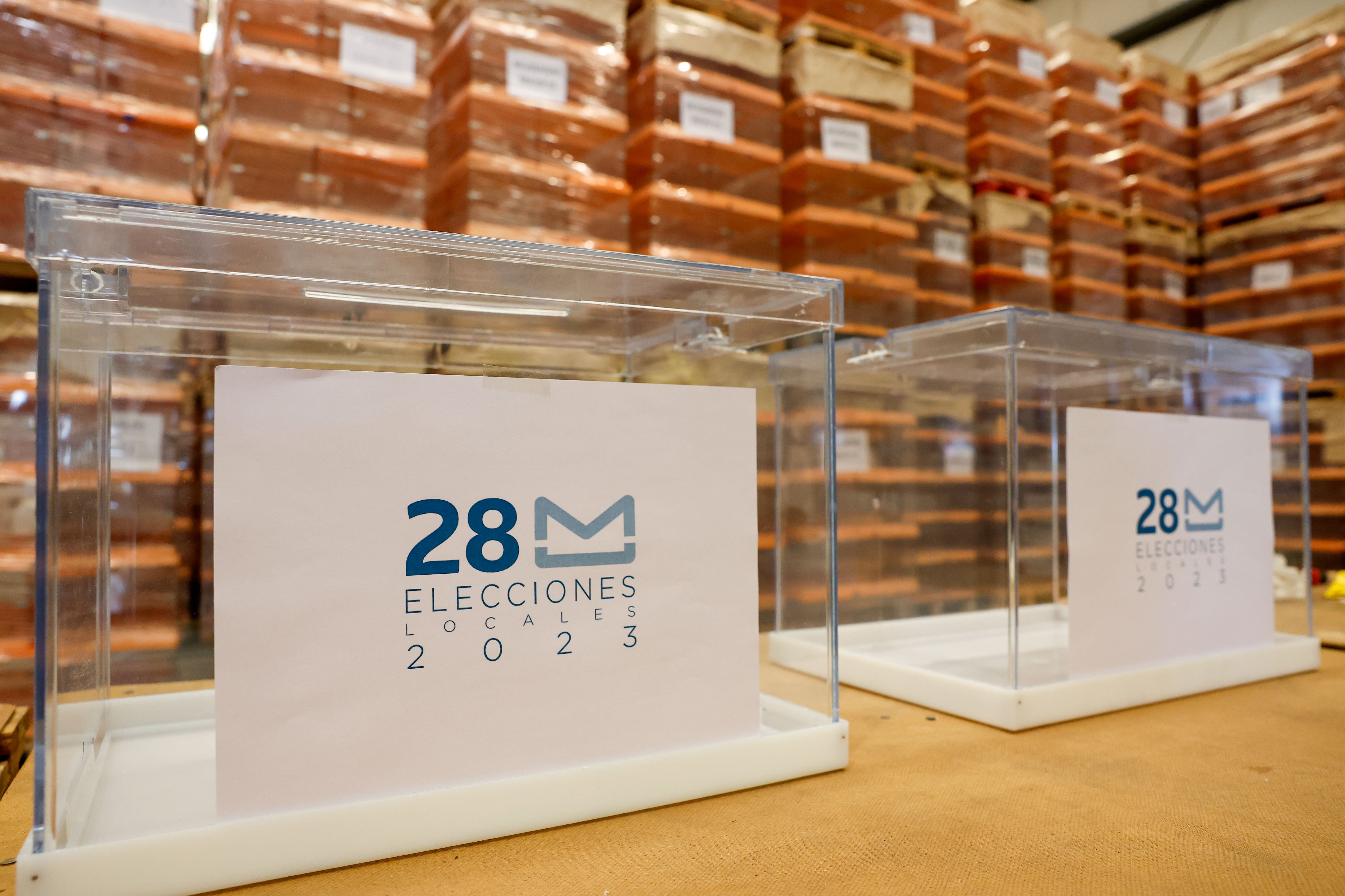 Urnas preparadas para las elecciones del 28M