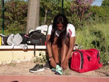 La atleta trans francesa Halba Diouf