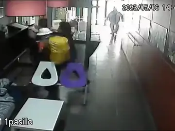 El vídeo de la agresión al gerente de un albergue El vídeo de la agresión al gerente de un albergue